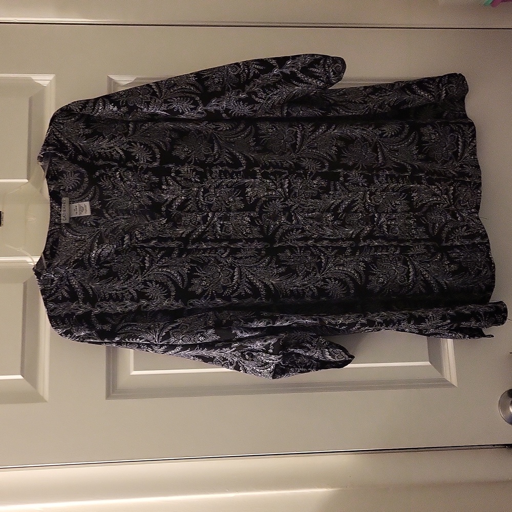 Catherine's multicolored 3/4 sleeve blouse sleeves 1X